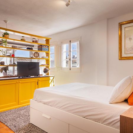 Duquesa Port Studio Apartment - Bright Sunlit Terrace マニルバ エクステリア 写真