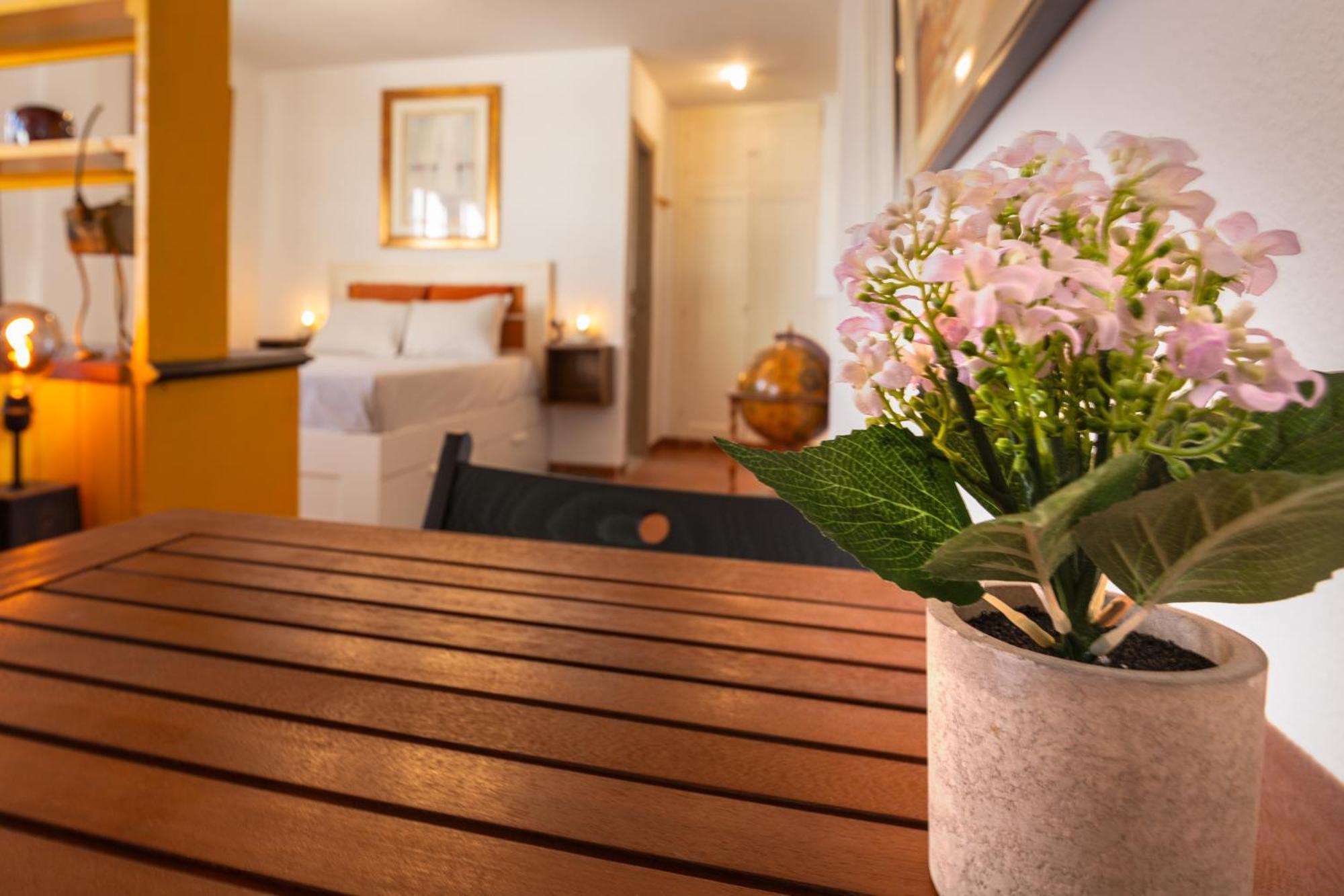 Duquesa Port Studio Apartment - Bright Sunlit Terrace マニルバ エクステリア 写真